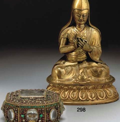 A SILVER, GILT COPPER THREADS CHEST WITH ROCK CRYSTAL AND SEMI PRECIOUS STONES INLAYS