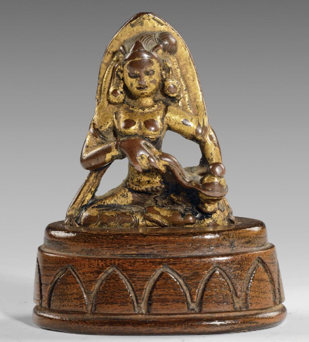 AN OFFERING GODDESS
